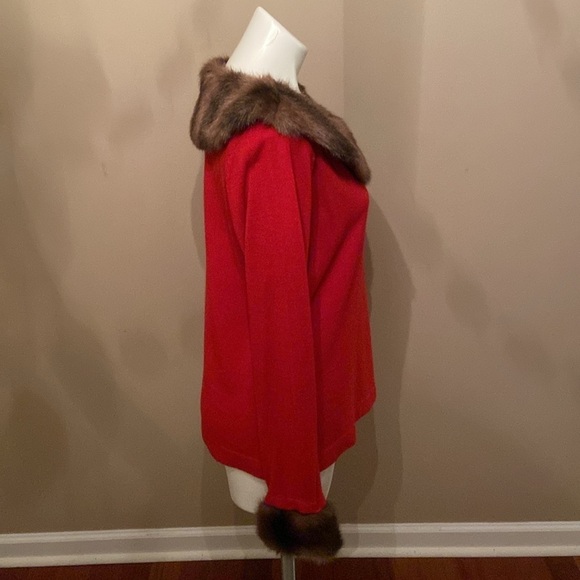 Goodclothes Red Faux Fur Trimmed Long Sleeve Blouse Casual Office Size Medium - Picture 3 of 4